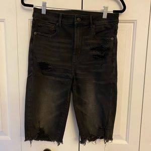 American Eagle Super Hi-Rise Biker/Bermuda Short
